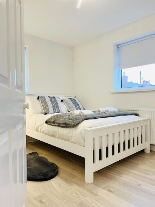 New Fully Furnished Cosy Home Balderton Eksteriør billede