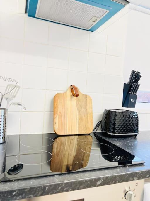 New Fully Furnished Cosy Home Balderton Eksteriør billede