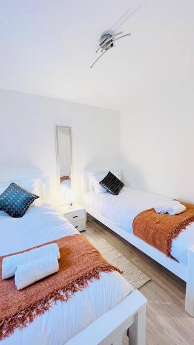 New Fully Furnished Cosy Home Balderton Eksteriør billede