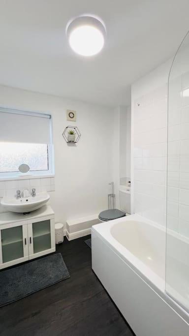 New Fully Furnished Cosy Home Balderton Eksteriør billede